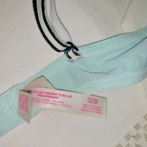 PINK Victoria’s Secret baby blue bra. Sz. 32B - Picture 3 of 3